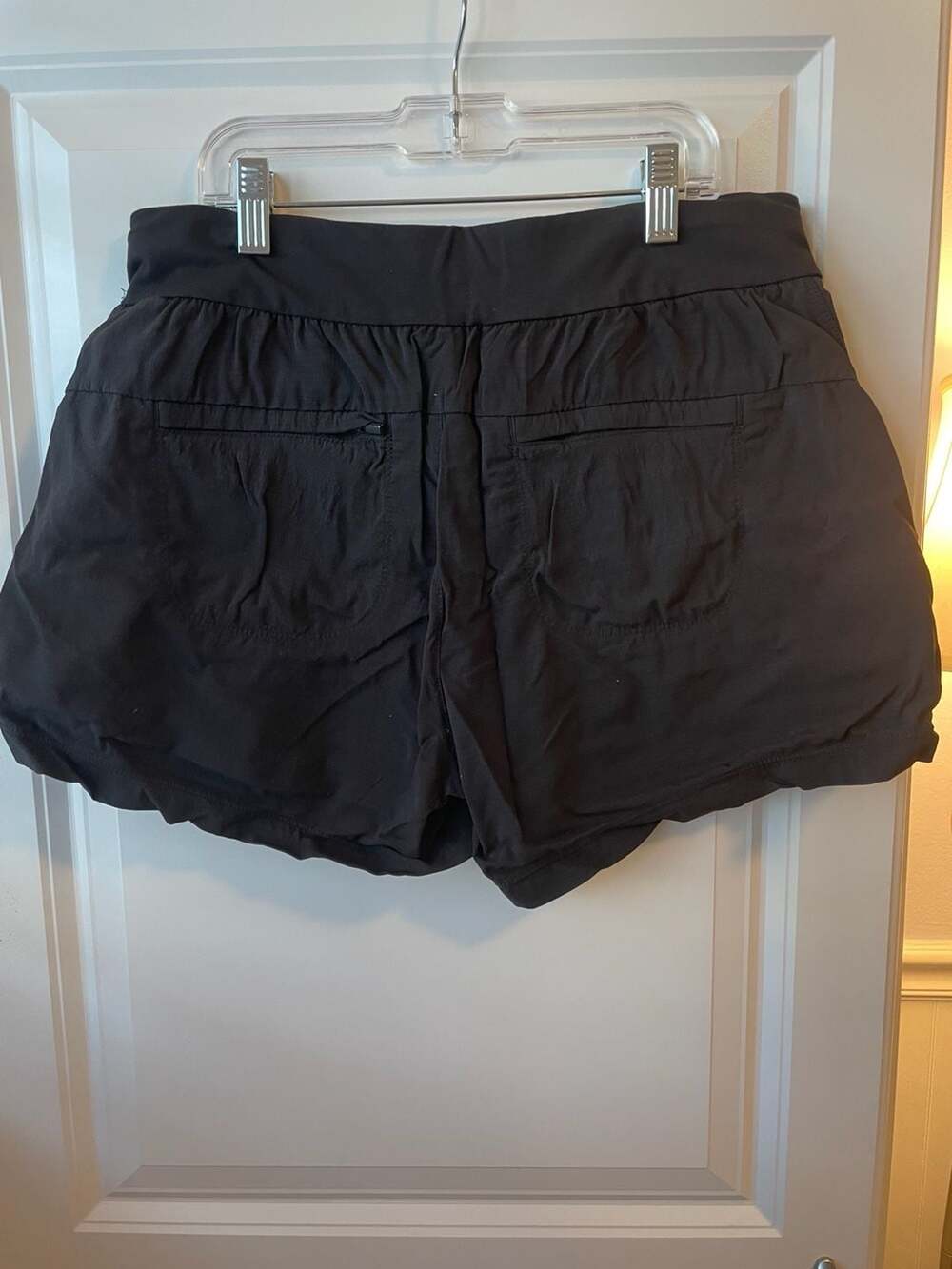 Athleta Trekkie North Shorts Black Size 4 - Picture 4 of 7